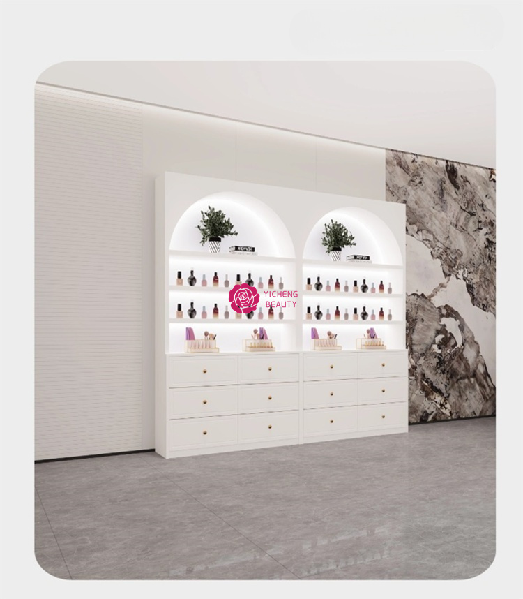 Espositori personalizzati per  - Beauty & Makeup Katia Di Paola recensione e prezzo
